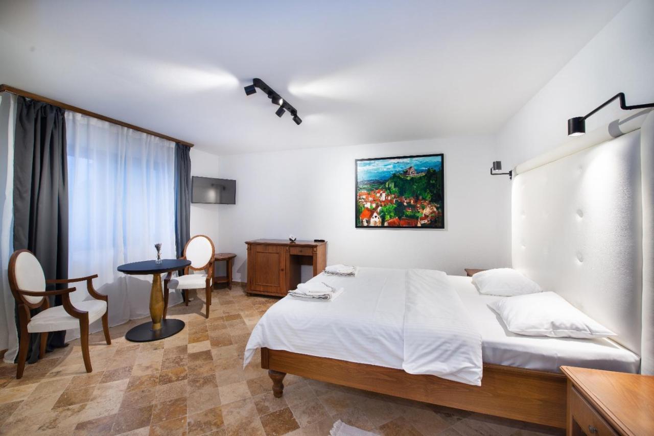 Old Town Cataleya Otel Sibiu Dış mekan fotoğraf