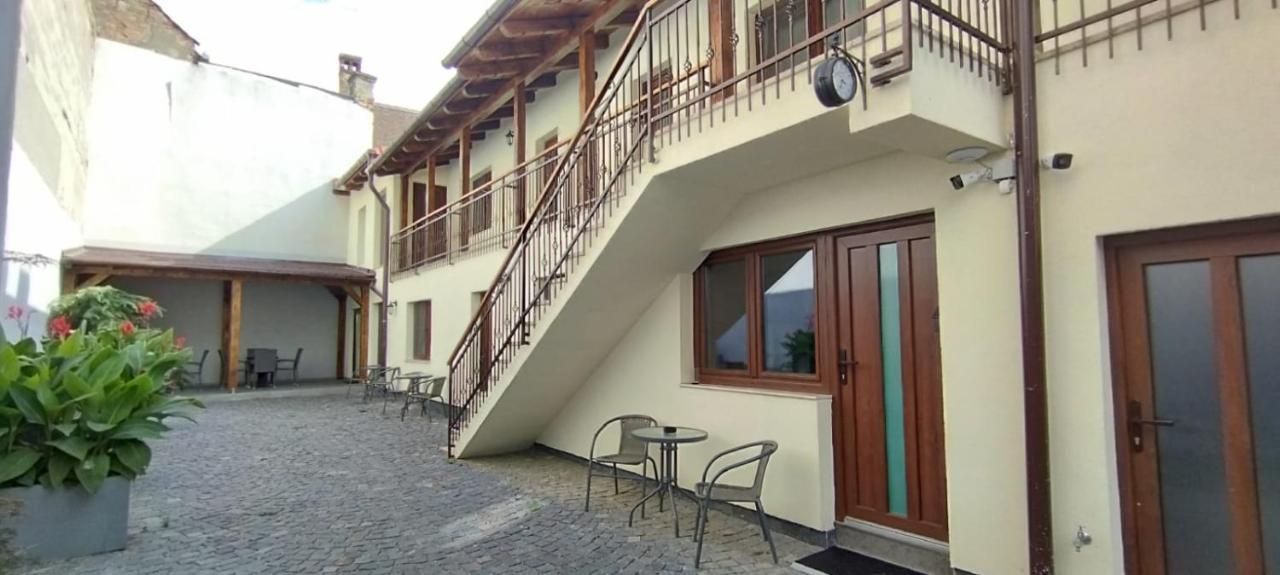 Old Town Cataleya Otel Sibiu Dış mekan fotoğraf